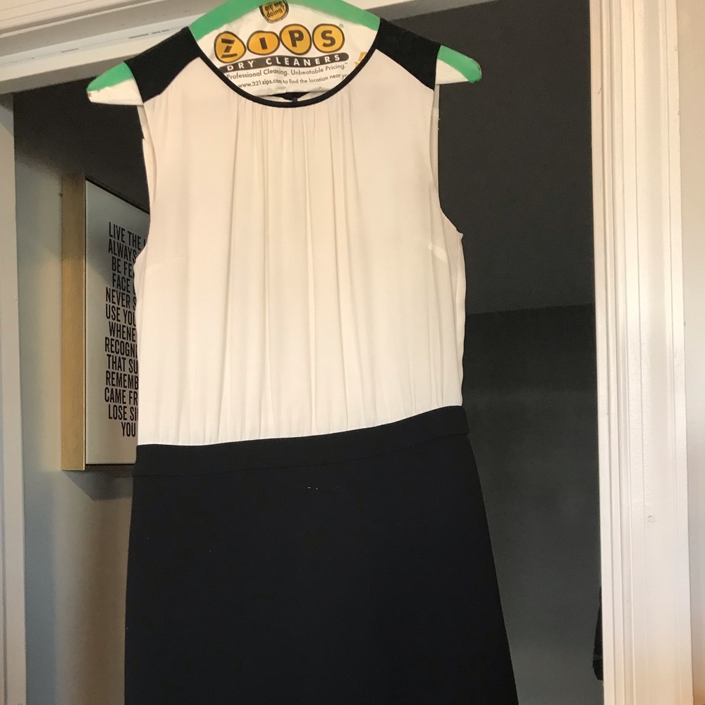 Beautiful white/ black loft dress size 0.